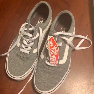 Women’s Vans size 7.5, BRAND NEW!